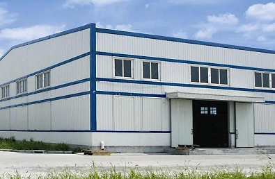 城北彩钢房门窗如何固定更牢固?实用安装经验!