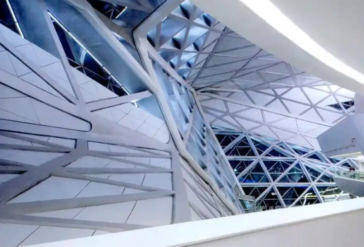 城北钢结构不仅是工程技术，更是融合历史、艺术与哲学的载体！